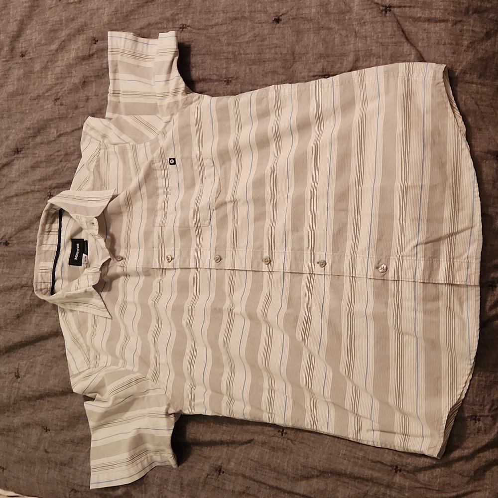 Marmot short sleeve button down shirt white gray blue stripes men's medium